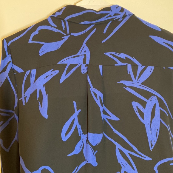 Silky blue & black blouse - Picture 6 of 8